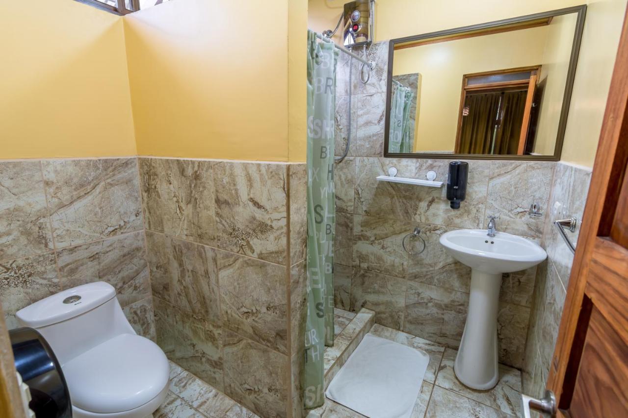 Sea Tower Hotel Puerto Viejo de Talamanca Екстер'єр фото