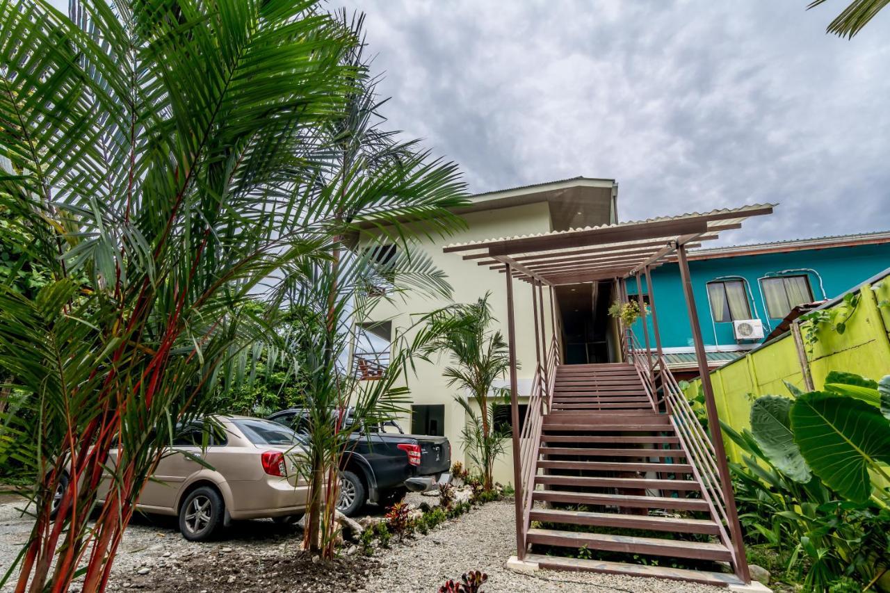 Sea Tower Hotel Puerto Viejo de Talamanca Екстер'єр фото