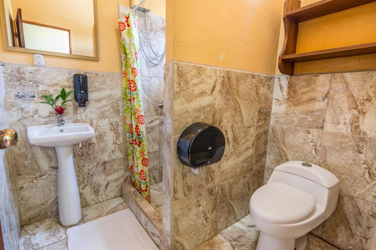 Sea Tower Hotel Puerto Viejo de Talamanca Екстер'єр фото